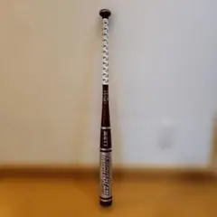 ソフトボールバット ZETT　3号　83cm 56DIA　重さ700グラム