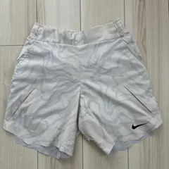ナイキコート Dri-FIT スラム ショートパンツのサムネイル