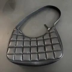 H＆Mブラック キルティング ハンドバッグ