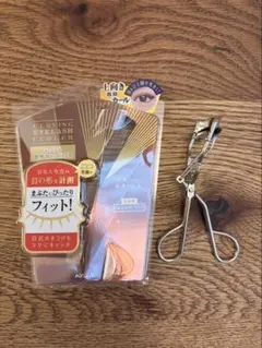 コージー本舗＊カービングアイラッシュカーラー　専用ケース付　替ゴム2コ付のサムネイル