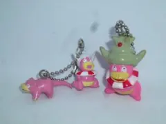 A展示美品★ポケモン ヤドキング ストラップキーホルダーと進化ツインキーホルダー