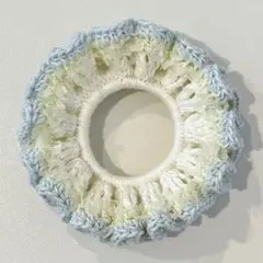 ブルー×イエロー×ホワイト シュシュ ハンドメイド 毛糸 かぎ針編み 編み物