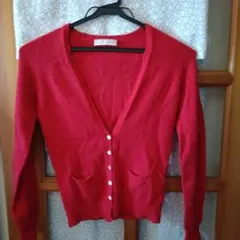 STEFANEL 赤 Vネック カーディガン