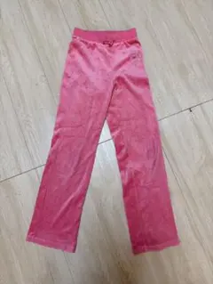 ユニコーンビジュー付きピンクパンツ