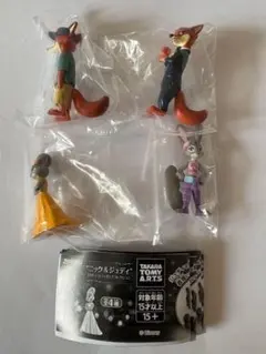 ズートピア ニック＆ジュディコスチュームフィギュアコレクション全4種コンプリート