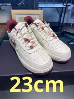 ナイキ ウィメンズ エアフォース1 ロー 