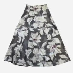 Apuweiser-riche 大花　フラワープリント　Aラインフレアスカート