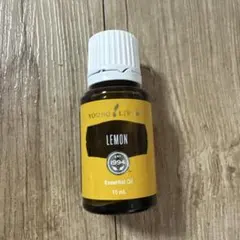 【新品未使用】Young Living レモンエッセンシャルオイル 15mLのサムネイル