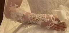 ホワイト レース ウェディンググローブ