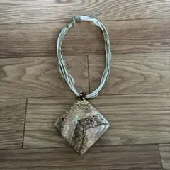 Item thumbnail for item 165ea31a-bbf0-4a74-a990-f6ef2175c935