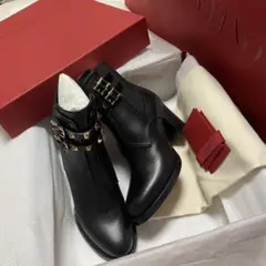 Valentino ヴァレンティノ スタッズブーツ ショート