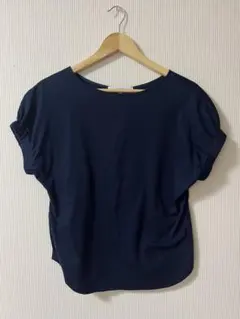 美品アンタイトルUNTITLED 半袖 Tシャツカットソー ネイビーのサムネイル