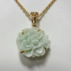 翡翠 K18 WG ネックレス トップ ペンダントヘッド - メルカリ