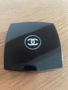 CHANEL シャネル　チーク　64 ピンク エクスプロージョン