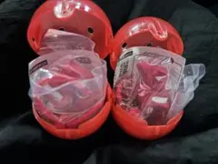 クレヨンしんちゃん　カラフルマルチチャーム２点セット