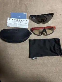 Oakley スポーツサングラス 2セットのサムネイル
