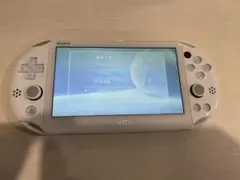PS Vita 2000 本体のみメモリーカード付きホワイト
