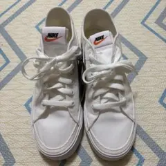【新品・未使用】NIKE　ナイキ　 ホワイト スニーカー 25.5cm