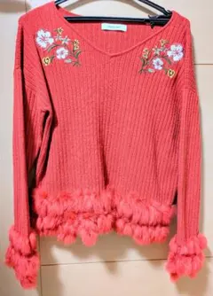 MAYSON GREY 花柄刺繍入 ラビットファー長袖ニットセーター　Мサイズ