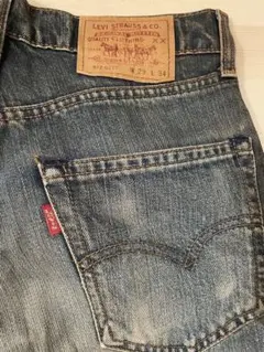 Item thumbnail for item 18736e18-0b56-4243-8613-6d47a1352c10