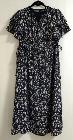 花柄ワンピース　ナチュラルビューティーベーシック