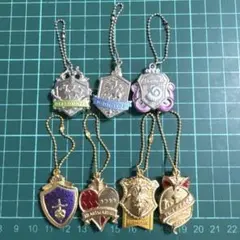 ツイステ 寮章 エンブレム ダイキャストチャーム 全7種類