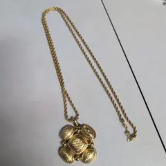 モネゴールドペンダントネックレス