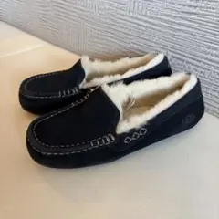 美品】 UGG モカシン メンズ ブラック 27.0cm 即購入OK - メルカリ