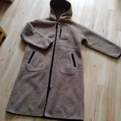 フード付きボアロングコート