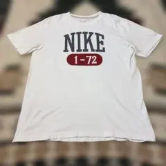 「NIKE」ナイキのロゴプリントTシャツ