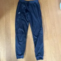 Under Armour ブラック ジョガーパンツ　SMサイズ