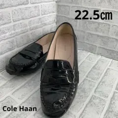COLE HAAN エナメル ローファー ブラックのサムネイル