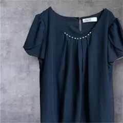 MS【M】ミューズ リファインド クローズ パール付き ブラウス 紺 フォーマル