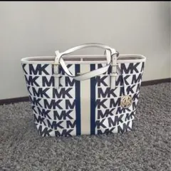 MICHAEL KORS MKロゴ トートバッグ ホワイトのサムネイル