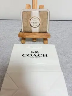 Y*o様 COACH ベージュ 二つ折り財布