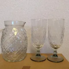 ガラスピッチャーとグラス2個セット
