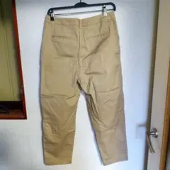 UNIQLO ベージュ カジュアルパンツ ウエスト70cm
