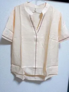 薄オレンジ色 半袖 Vネック シャツ L