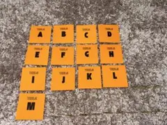 オレンジ色テーブルナンバー 12枚セット（A〜L）　スタンド12個セット