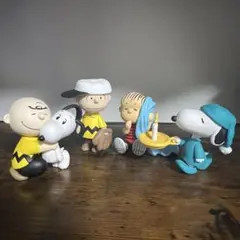 Super7 PEANUTS フィギュア チャーリーブラウン ライナス 4体 - メルカリ