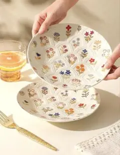 キラキラ輝くプレート✨レトロ波模様✦エンボス加工　立体感を演出　手描きの釉下彩