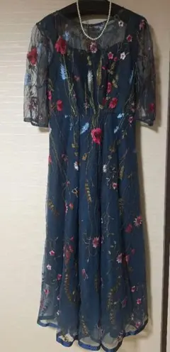 【美品】niana ヴィンテージ風フラワー刺繍レースドレス