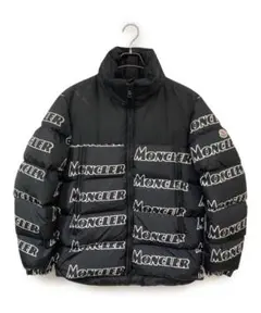 Moncler ダウンジャケット ブラック ロゴプリント