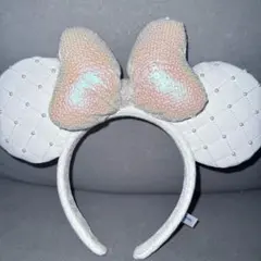 ディズニーカチューシャミニーパールキルティング 白