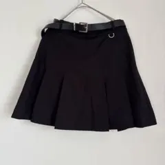 Lily Brown リリーブラウン ベルト付きプリーツスカートショートパンツのサムネイル