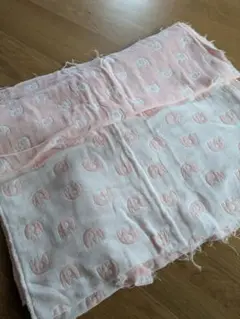 6重ガーゼピンクのぞうさん　110センチ× 120センチ以上