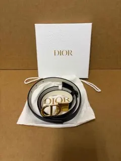 DIOR 30 MONTAIGNE リバーシブルベルト 黒×白 箱付き - メルカリ