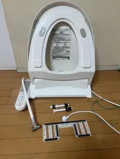 2022年製 TOSHIBA 温水洗浄便座 SCS-T161 本体 - メルカリ