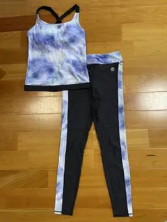 ROXY スポーツ用水着 タンクトップ レギンス セット　Mサイズのサムネイル