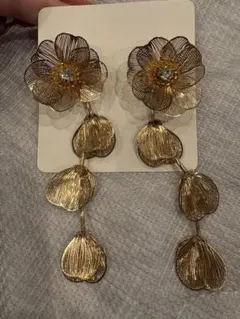 ゴールド フラワーロングピアス